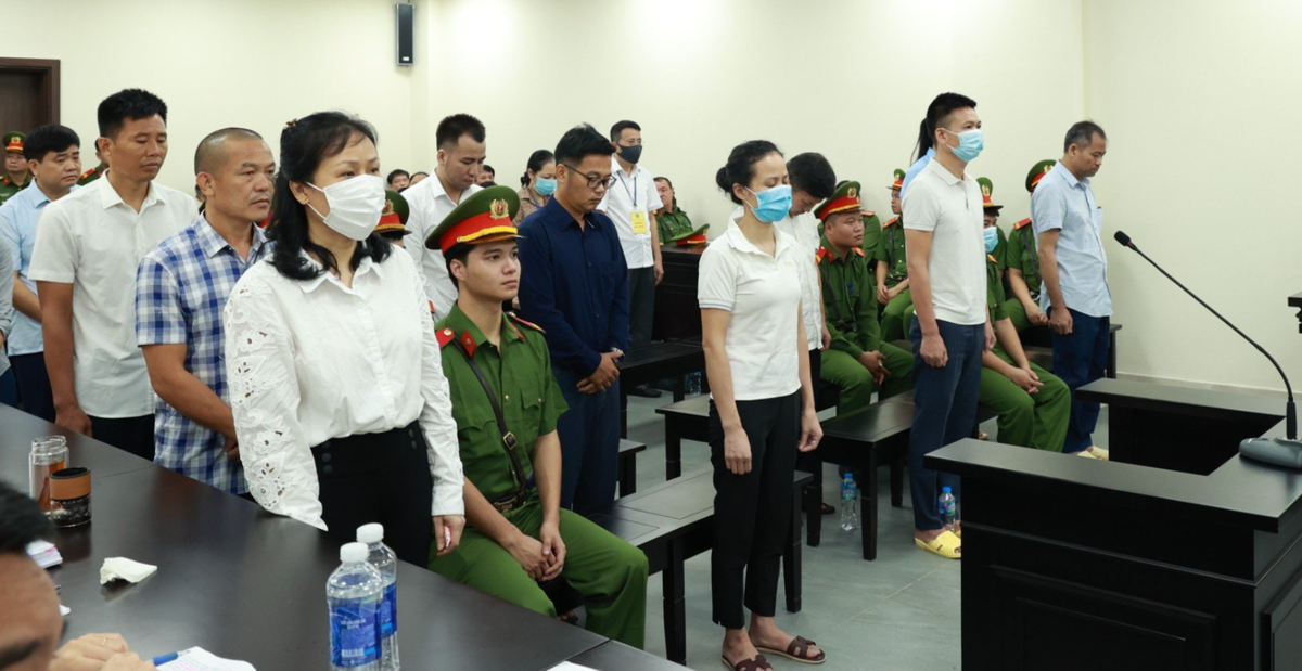 Các bị cáo tại toà