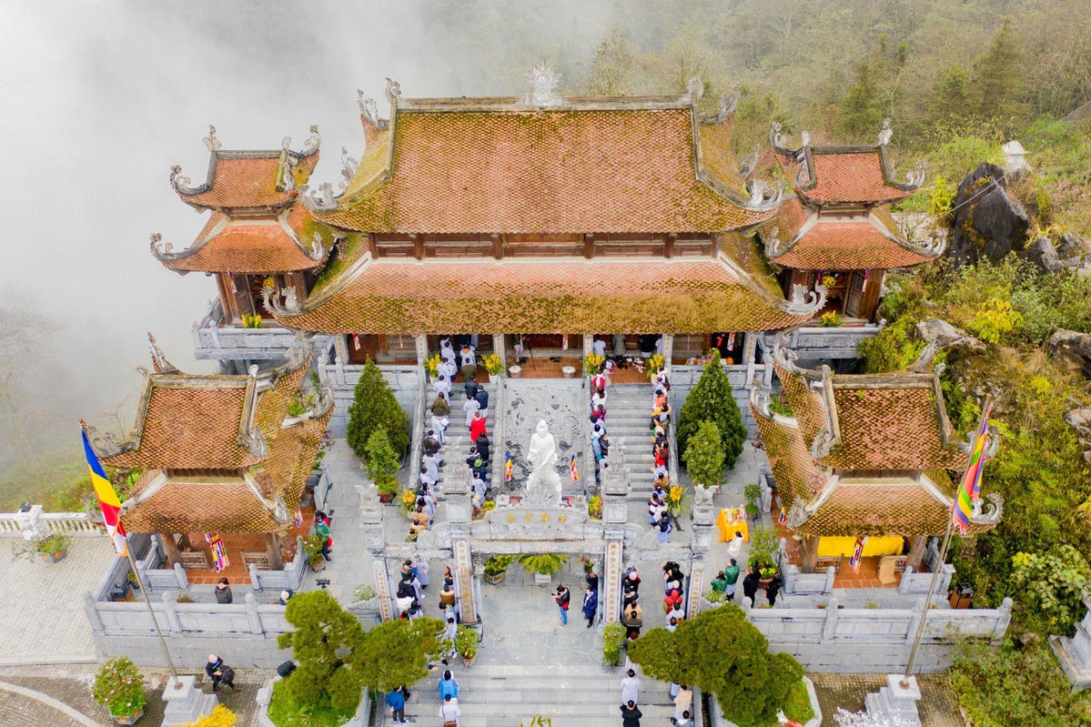 Hội xuân mở cổng trời mở đầu hành trình du xuân đầy ý nghĩa tại Fansipan.