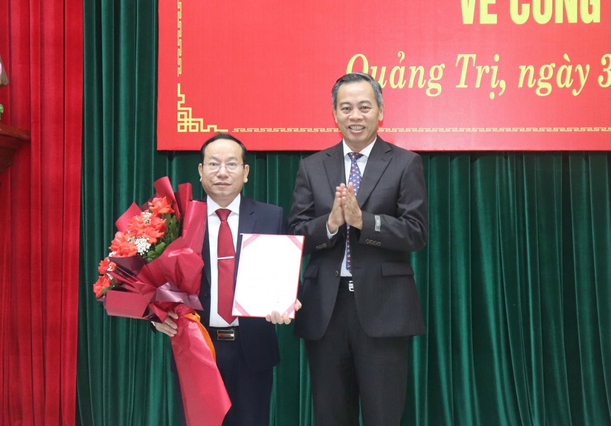 Hội nghị công bố các quyết định của Ban Thường vụ Tỉnh ủy Quảng Trị về công tác cán bộ. Ảnh: T.P.