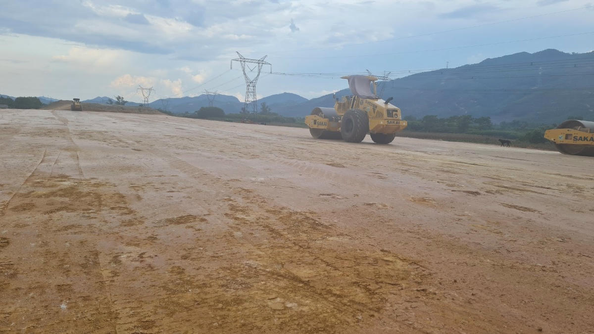 Ghi nhận tại gói thầu XL 6 (đi qua địa phận huyện Phong Điền, Thừa Thiên - Huế).