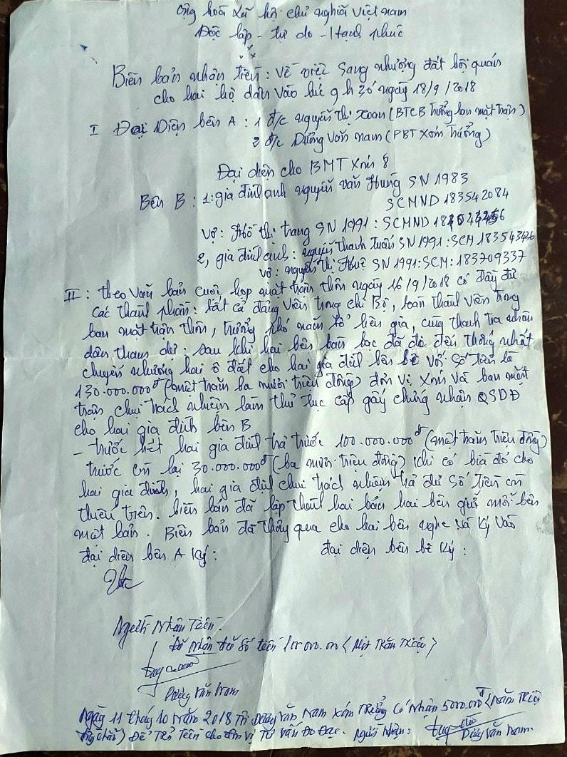 Ông Dương Văn Nam bán đất nhà văn hóa thôn 8 với giá 130 triệu đồng, và đã nhận 105 triệu đồng.