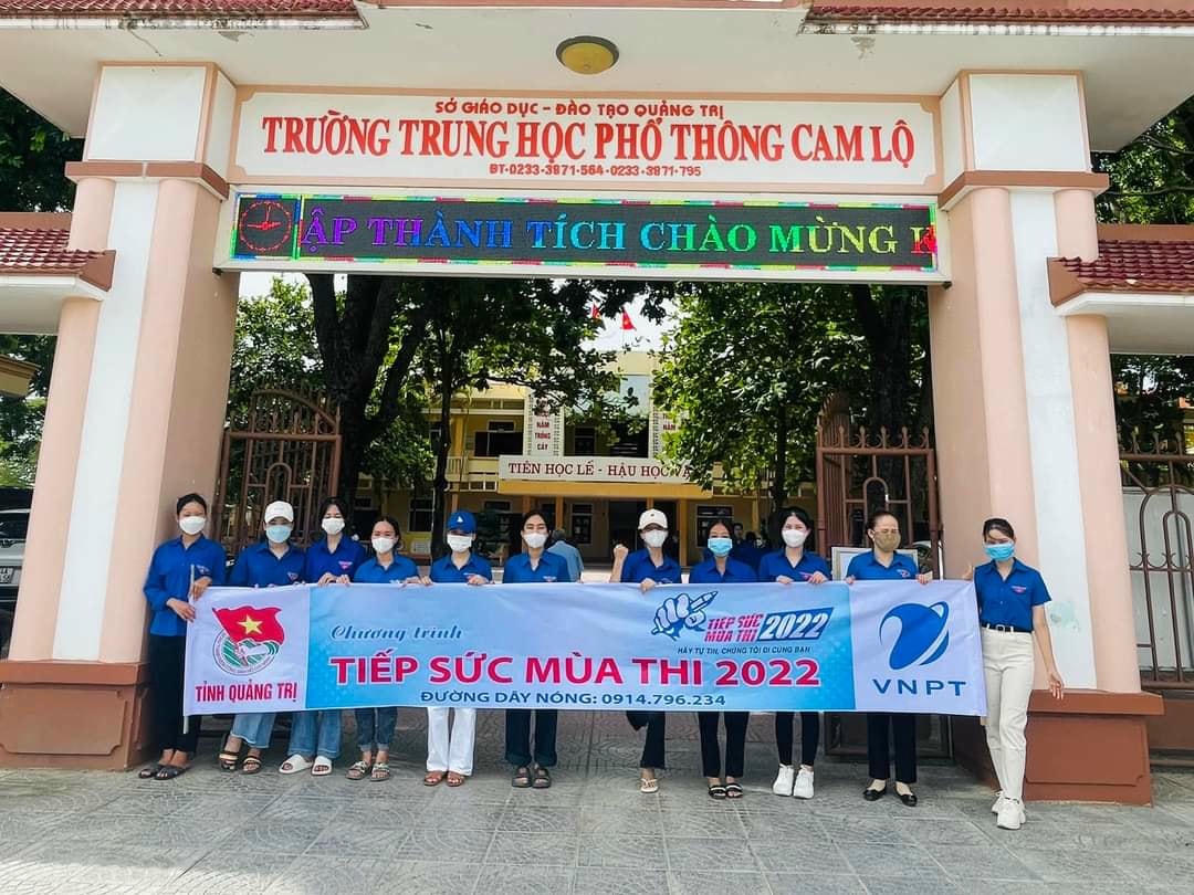 Toàn bộ đoàn viên thanh niên này được chia thành 30 đội hình tình nguyện tại 30 điểm thi để hỗ trợ cho 8.691 thí sinh tham gia dự thi.