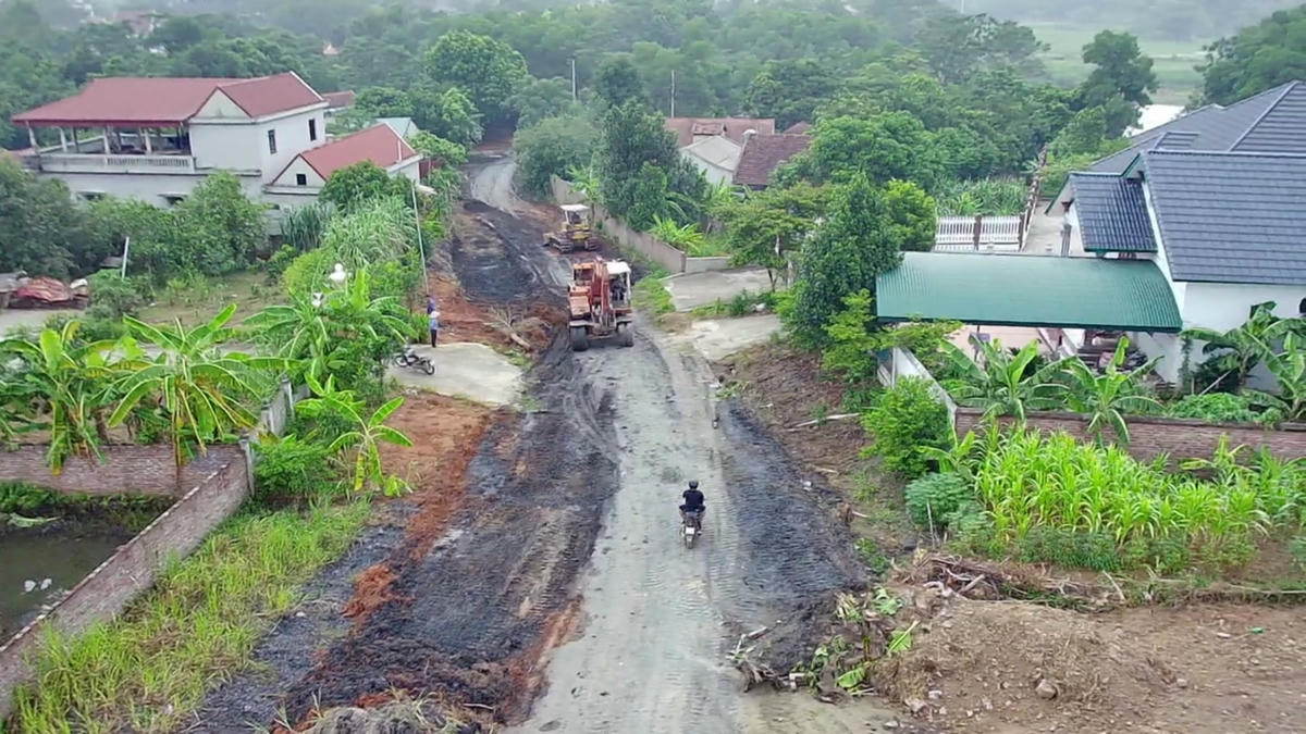 Sau 6 năm dừng thi công, dự án mới được tái khởi động. Ảnh: Tuấn Trung