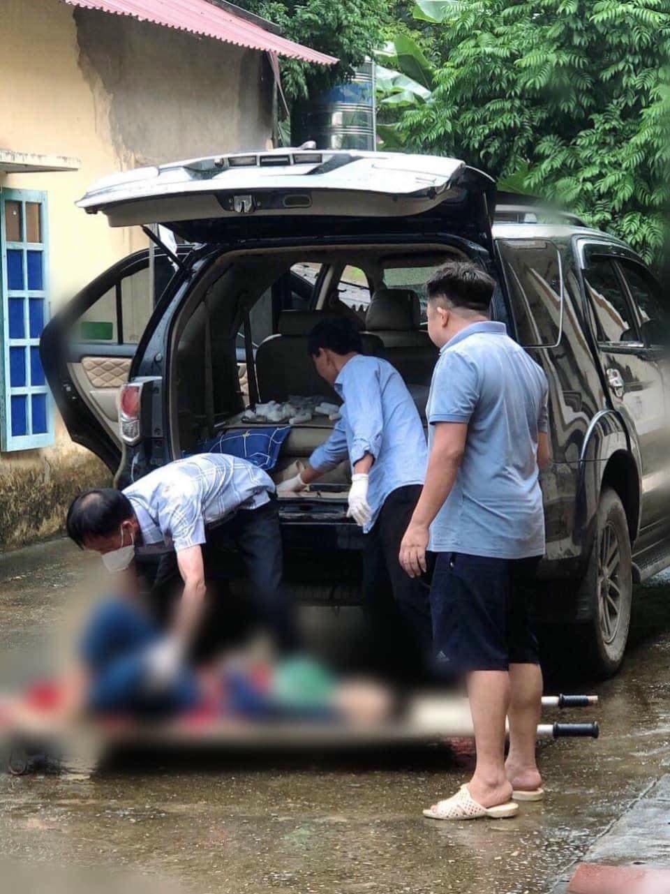 Được đưa đên Trạm Y tế nhưng chị M. đã tử vong, chị Đ. cũng phải chuyển lên Trung tâm y tế huyện.