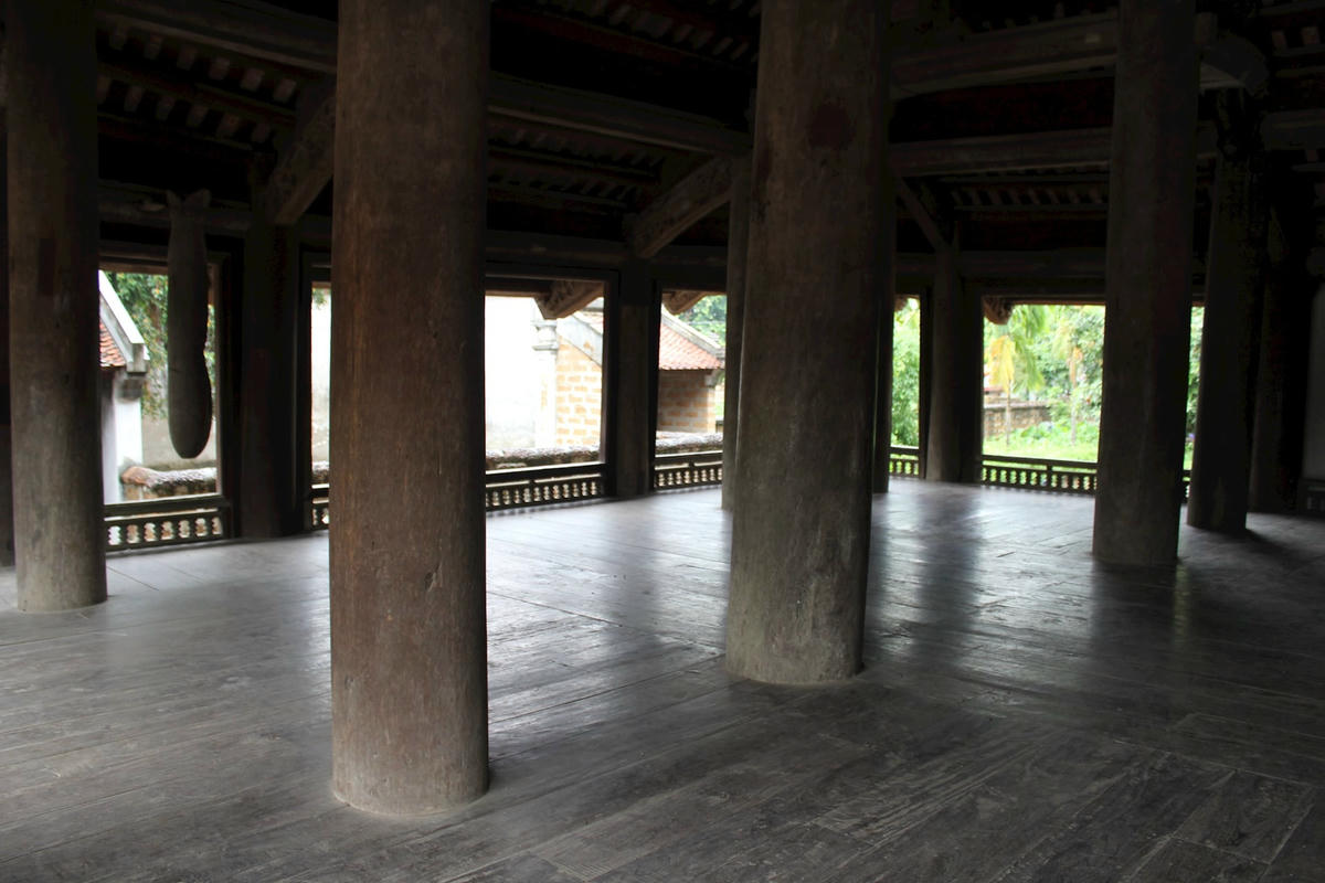 cột đình thường là những cây gỗ lim