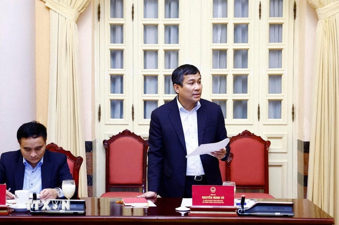 Thứ trưởng Thường trực Bộ Ngoại giao Nguyễn Minh Vũ báo cáo về các chương trình đối ngoại. (Ảnh: Lâm Khánh/TTXVN) ttxvn-chu-tich-nuoc-lam-viec-voi-bo-ngoai-giao-ve-cong-tac-doi-ngoai-7910090-resize-1.jpg