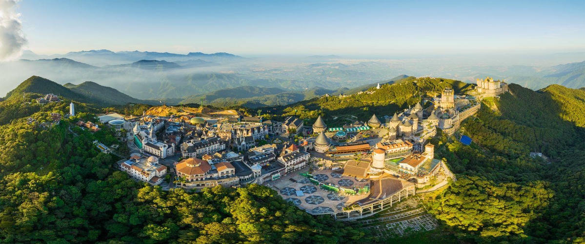 Khu du lịch Sun World Ba Na Hills tại núi Chúa Bà Nà.