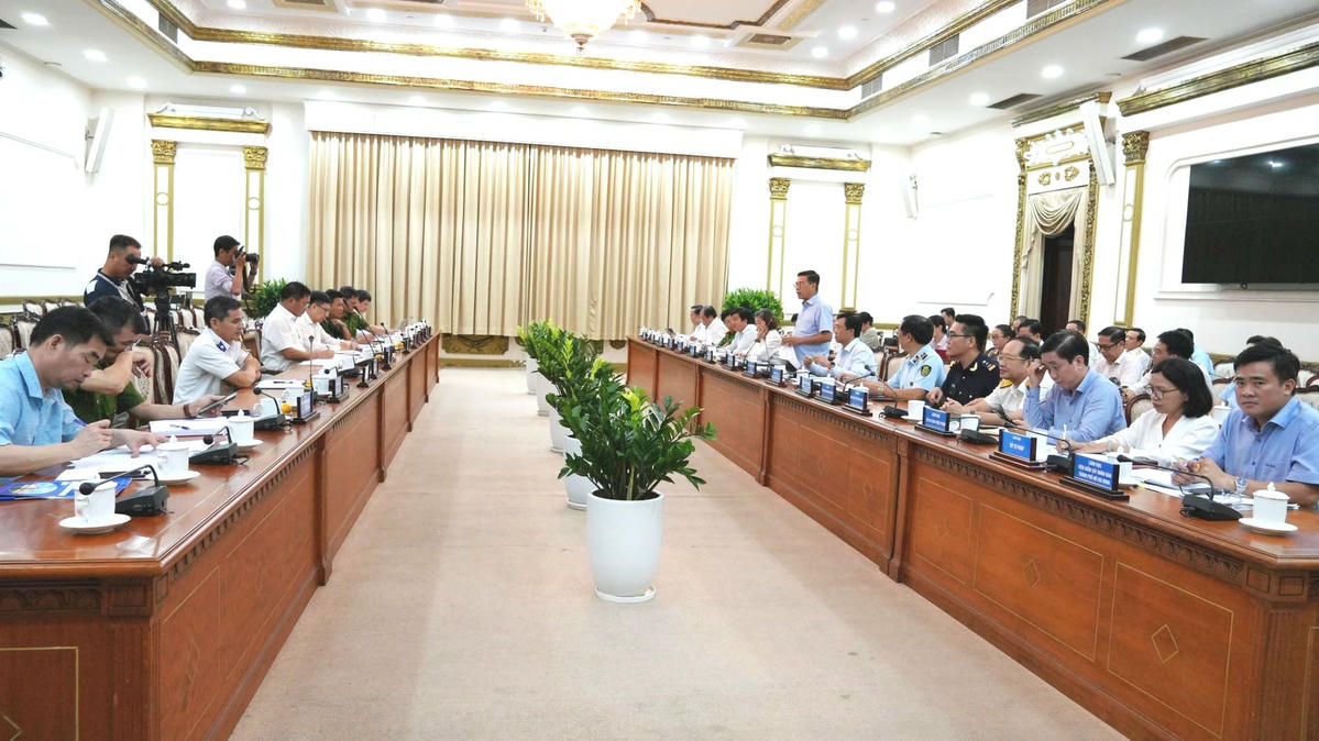 Hội nghị hàng giả