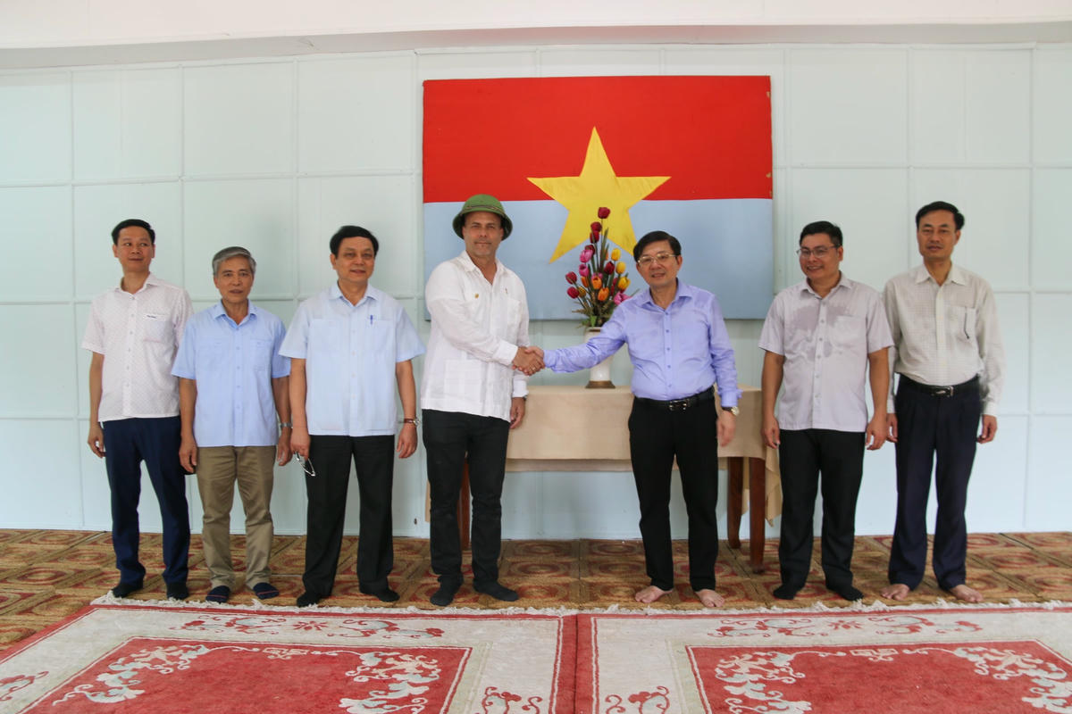 Tại di tích Chính phủ Cách mạng Lâm thời Cộng hòa miền Nam Việt Nam.