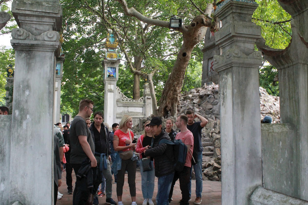 bai chinh - anh chinh