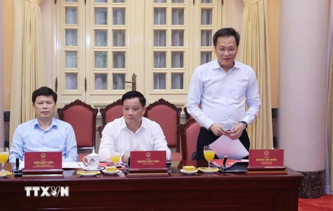 Ủy viên Trung ương Đảng, Bí thư Tỉnh ủy Hưng Yên Nguyễn Hữu Nghĩa phát biểu. (Ảnh: Lâm Khánh/TTXVN) ttxvn-chu-tich-nuoc-lam-viec-voi-tinh-uy-hung-yen-va-tinh-uy-thai-binh-0506-2.jpg