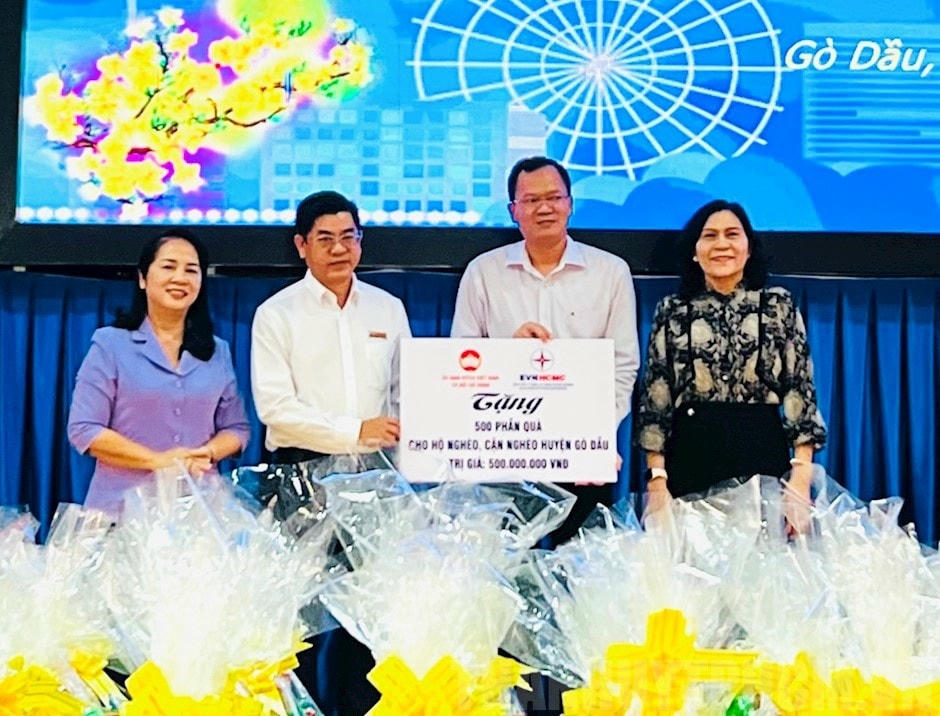 03-01-2023-tphcm-ho-tro-500-phan-qua-cho-cac-ho-ngheo-ho-co-hoan-canh-kho-khan-huyen-go-dau-tinh-tay-ninh-4066d846-details.jpg