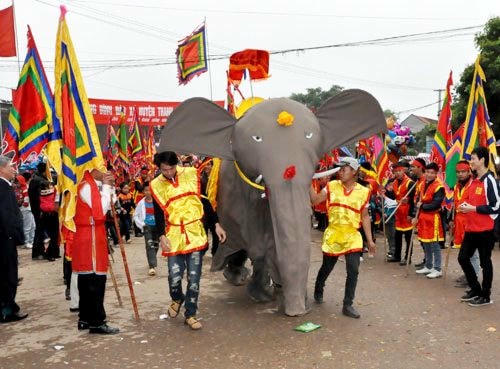 Lễ Rước voi ở Đào Xá cũng mang nhiều nét độc đáo