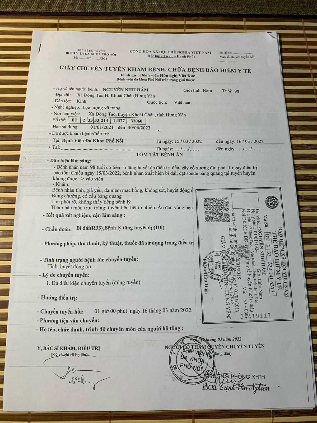 Phiếu chuyển viện gia đình cụ Hám cung cấp