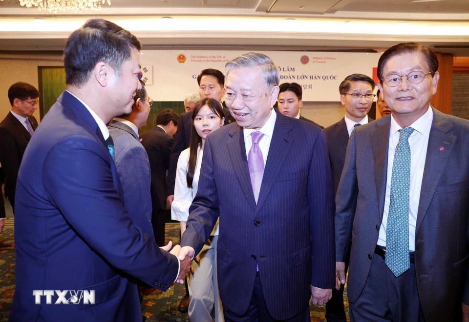 Tổng Bí thư Tô Lâm gặp gỡ lãnh đạo một số Tập đoàn lớn của Hàn Quốc. (Ảnh: Thống Nhất/TTXVN)