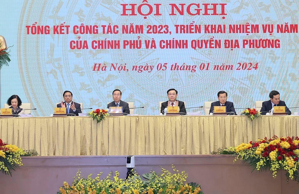 Lãnh đạo Đảng, Nhà nước chủ trì hội nghị. (Ảnh: Dương Giang/TTXVN)