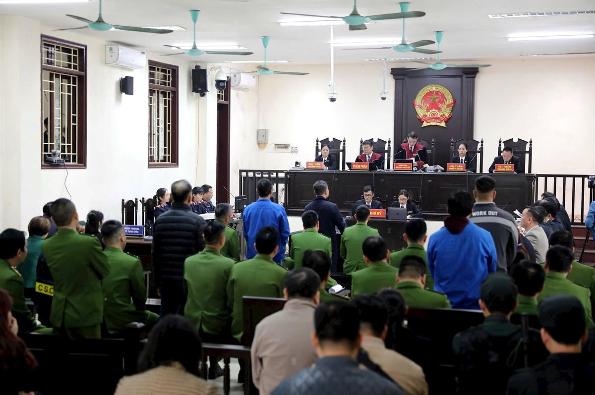 Quang cảnh phiên tòa.