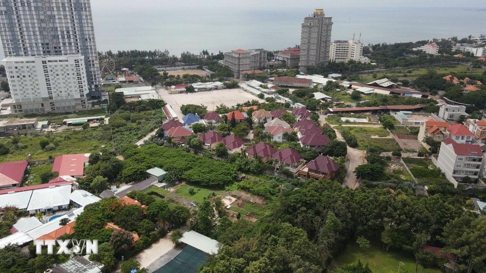 Bãi đất trống Chợ Vũng Tàu, phường Thắng Tam, thành phố Vũng Tàu sẽ được Ủy ban Nhân dân tỉnh Bà Rịa-Vũng Tàu đấu giá. (Ảnh: Hoàng Nhị/TTXVN)