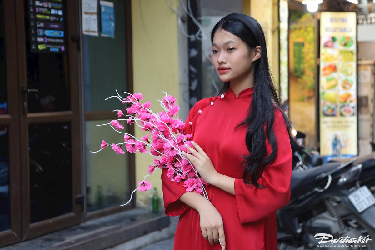 W_nang_tho_mac_ao_dai-le-khanh13.jpg