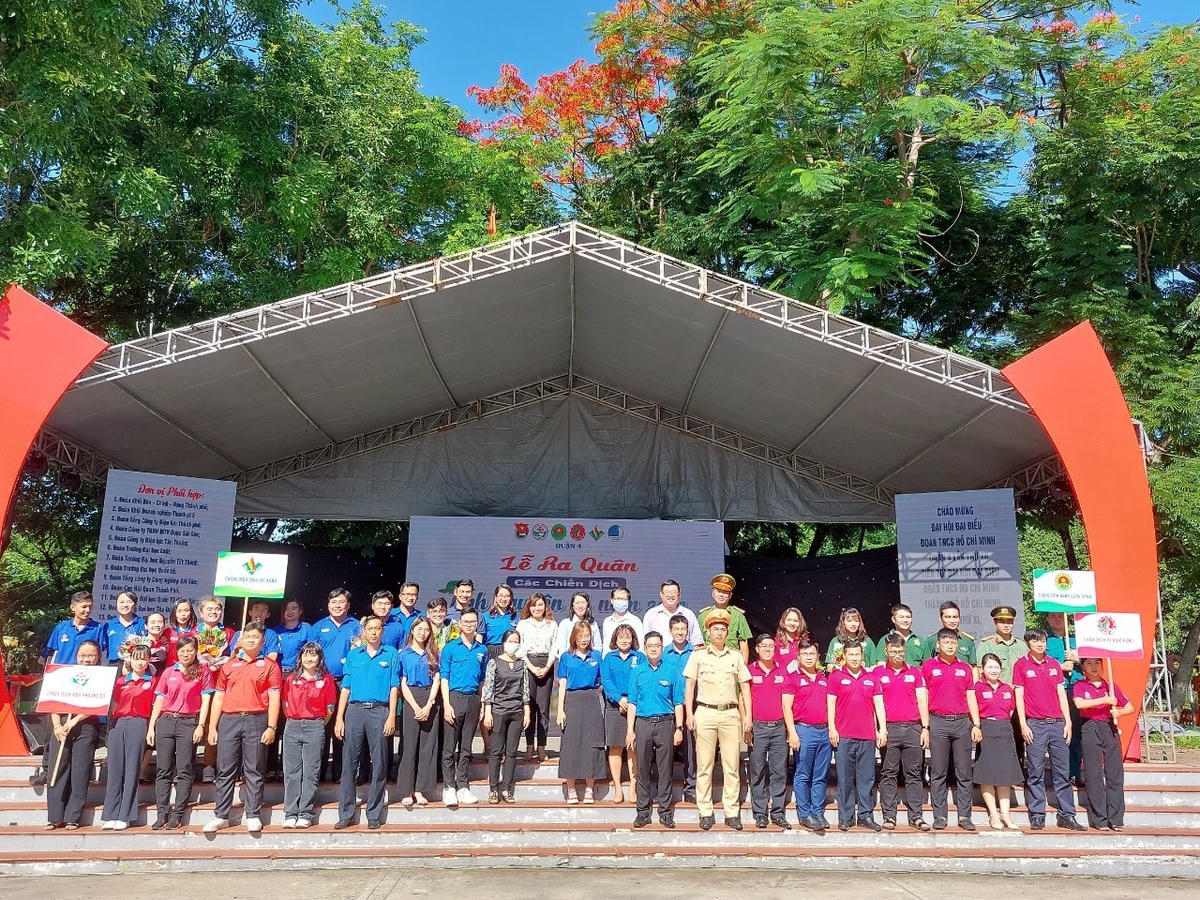Lễ ra quân chiến dịch tình nguyện hè TP HCM.