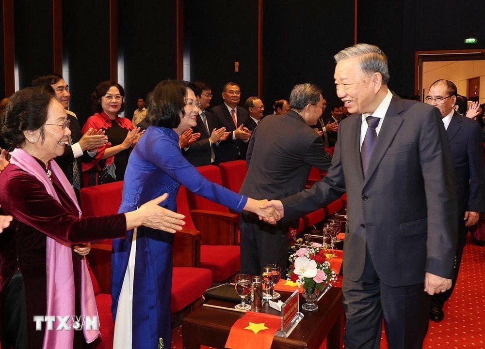 ttxvn_le ky niem 70 nam giai phong thu do (2).jpg