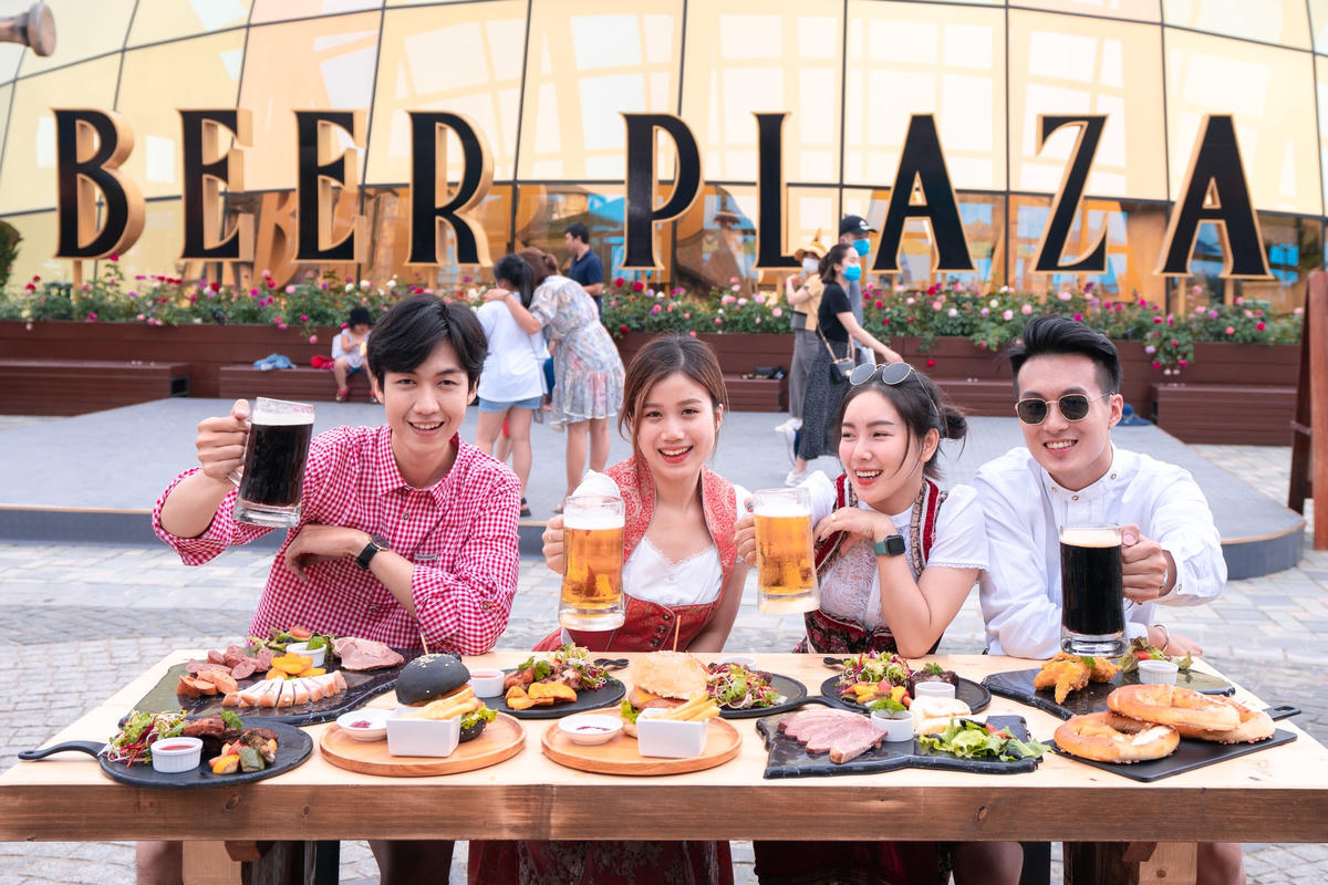 Lễ hội ẩm thực và bia B’estival.