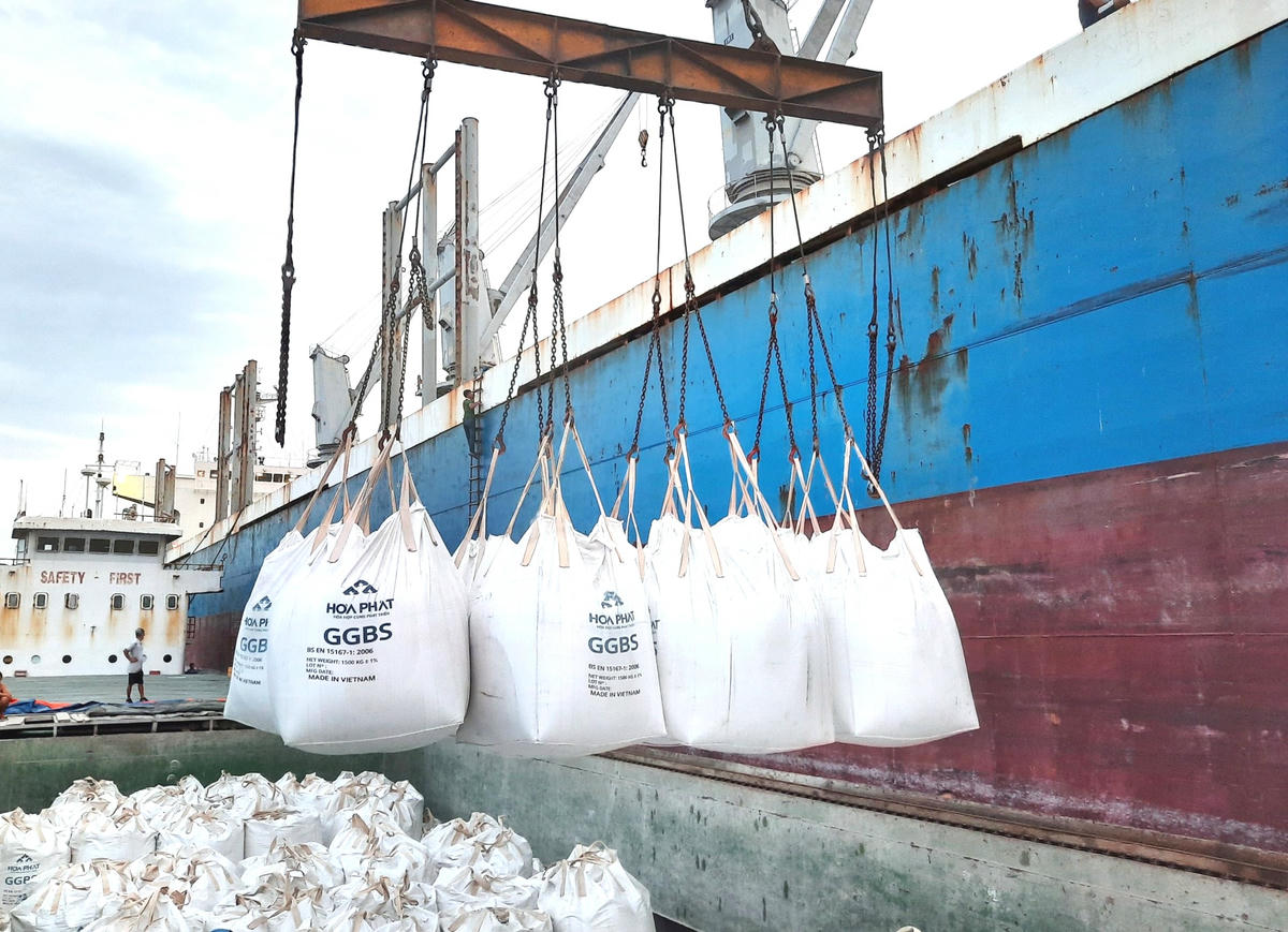 Lo hang S95 dau tien xuat khau di Uc