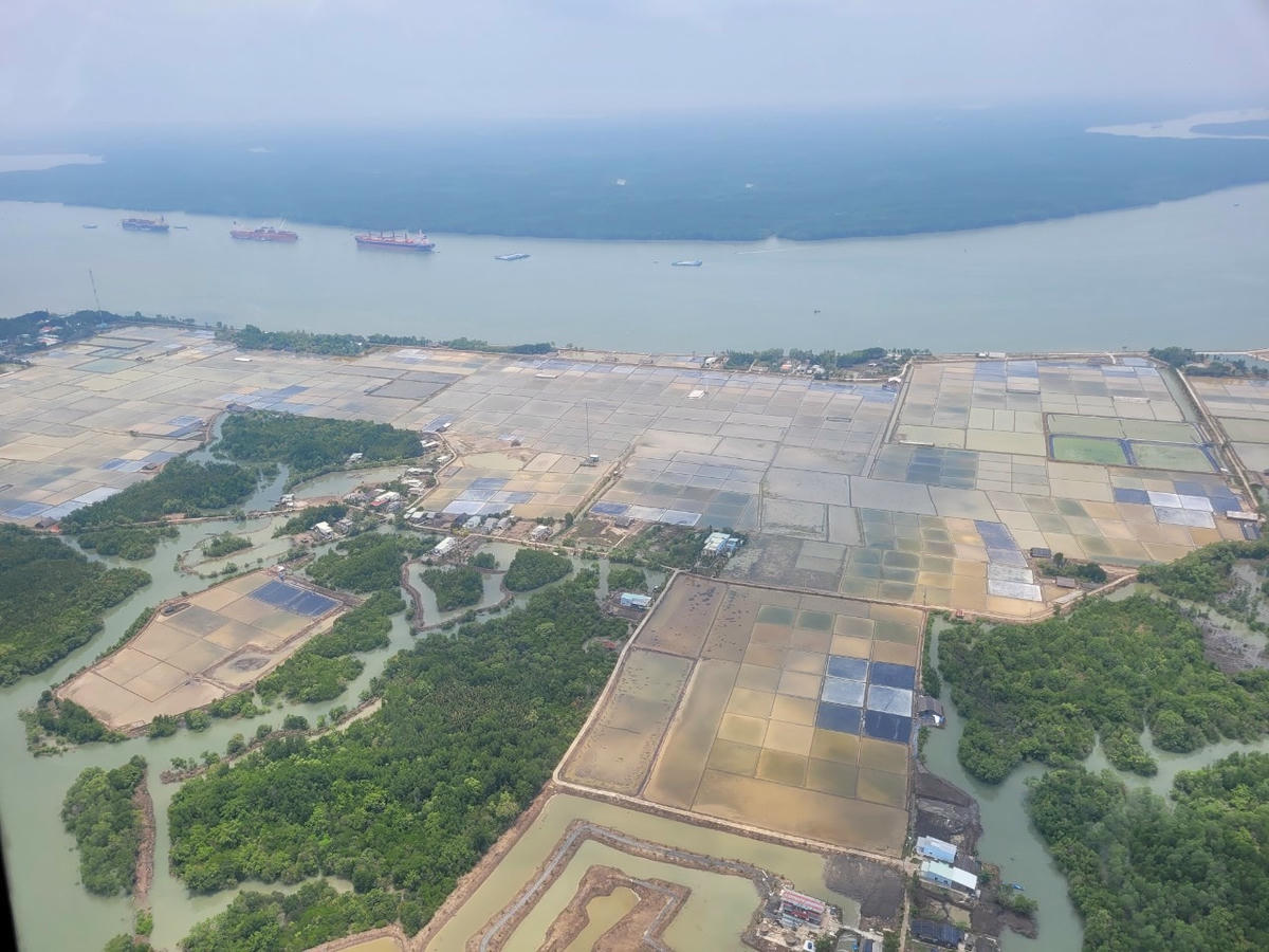 Quy trình, thủ tục đất đai, xây dựng còn nhiều bấ cấp khiến người dân và doanh nghiệp chưa hài lòng.