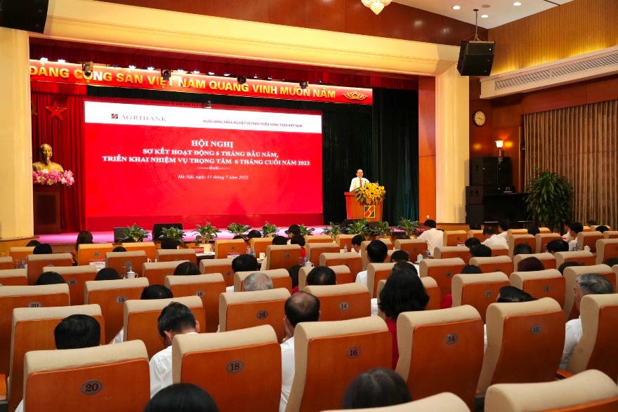 Toàn cảnh Hội nghị sơ kết hoạt động kinh doanh 6 tháng đầu năm, triển khai nhiệm vụ trọng tâm 6 tháng cuối năm 2023.