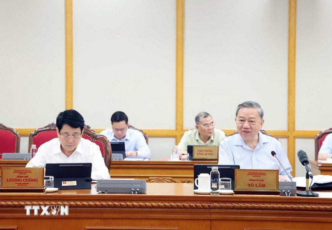 Tổng Bí thư Tô Lâm phát biểu. (Ảnh: Thống Nhất/TTXVN) ttxvn-tong-bi-thu-bo-chinh-tri-sap-xep-bo-may-3.jpg