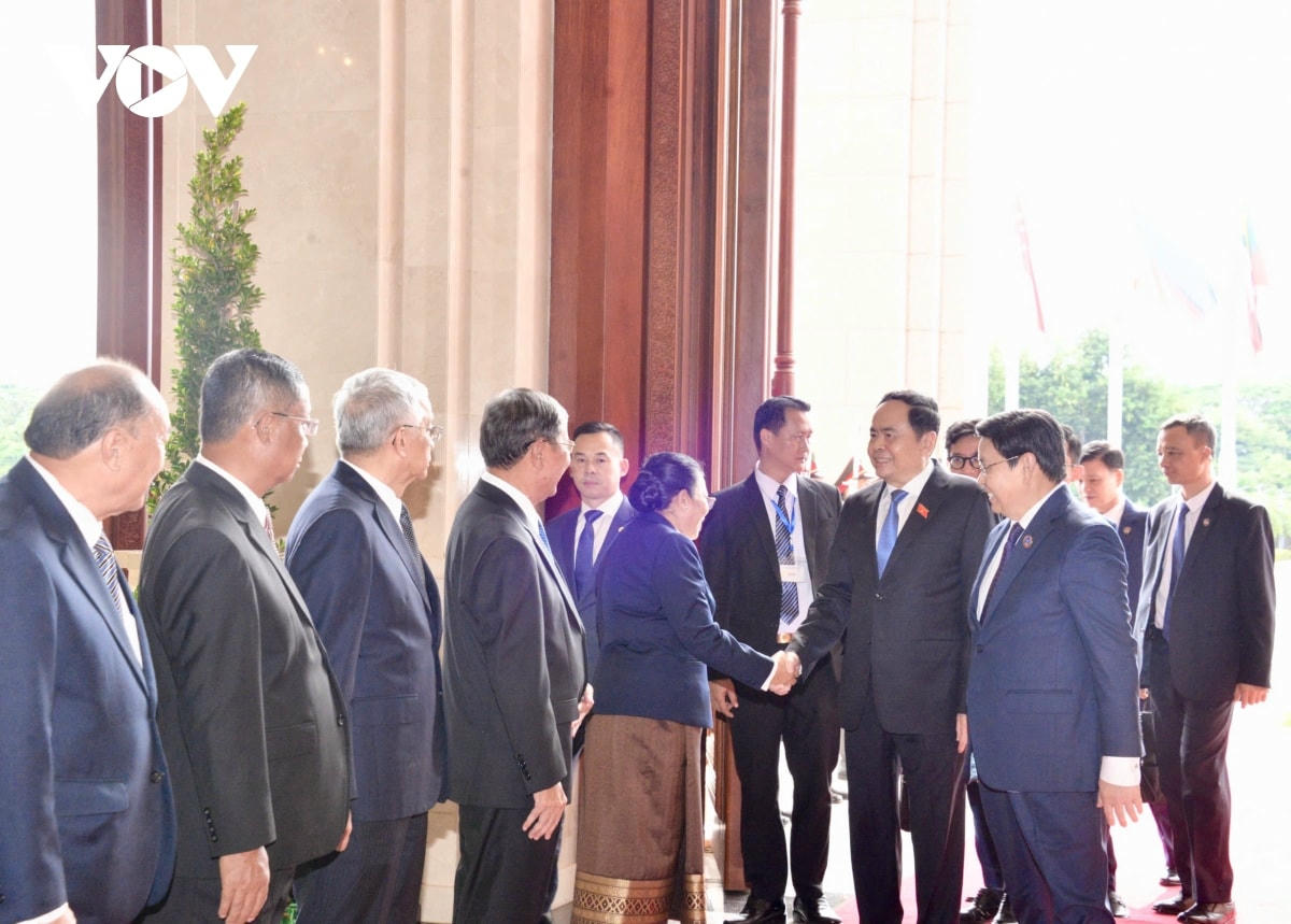 chủ tịch quốc hội trần thanh mẫn hội đàm với chủ tịch quốc hội lào saysomphone phomvihane hình ảnh 9 chu tich quoc hoi tran thanh man hoi dam voi chu tich quoc hoi lao saysomphone phomvihane hinh anh 9