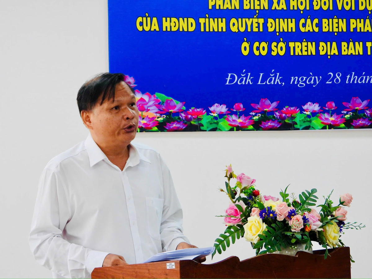 Ông Y Jăn Buôn Krông, Phó Chủ tịch Ủy ban MTTQ Việt Nam tỉnh Đắk Lắk chủ trì hội nghị. Ảnh: Thanh Nga.