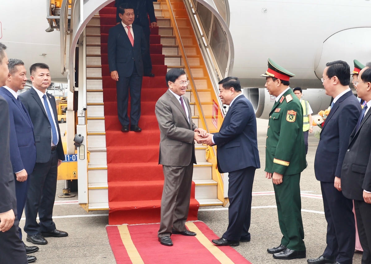 Tổng Bí thư, Chủ tịch nước Lào đến Việt Nam dự Lễ kỷ niệm 30/4- Ảnh 1.