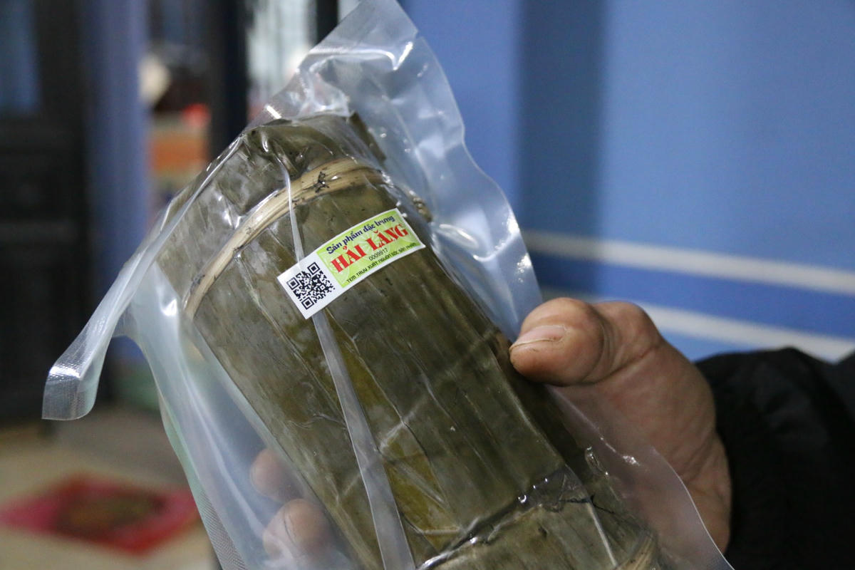 Được hút chân không và gắn tem truy xuất nguồn gốc trước khi chuyển đến khách hàng.