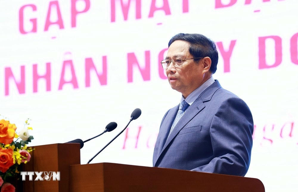 Thủ tướng Phạm Minh Chính phát biểu tại buổi gặp mặt đại diện doanh nghiệp nhân Ngày Doanh nhân Việt Nam (13/10). (Ảnh: Dương Giang/TTXVN) TTXVN_0410 Thu tuong doanh nghiep 3.jpg