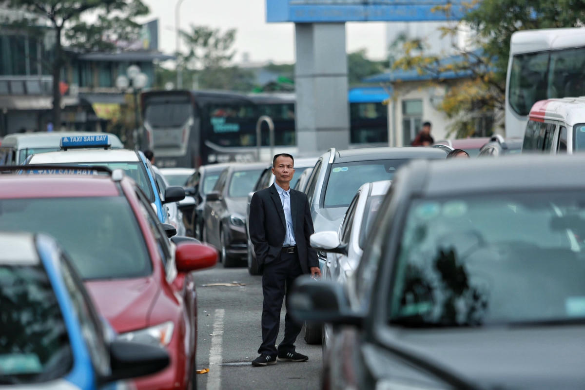 Các xe nối dài chờ đăng kiểm trong thời gian gần đây, Ảnh minh họa: Lê Khánh.