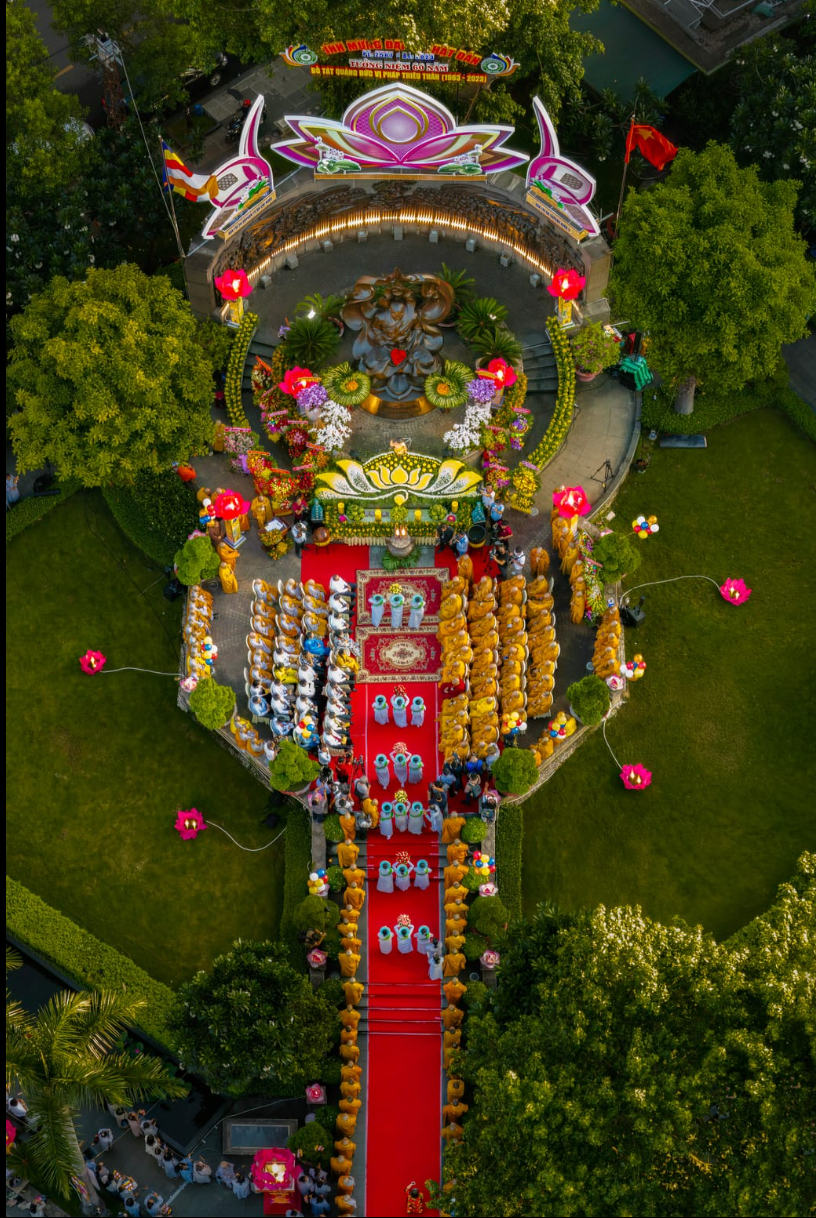 Giải Nhì - Kỷ niệm 60 năm Bồ tát Thích Quảng Đức (tác giả Cao Thị Thanh Hà).