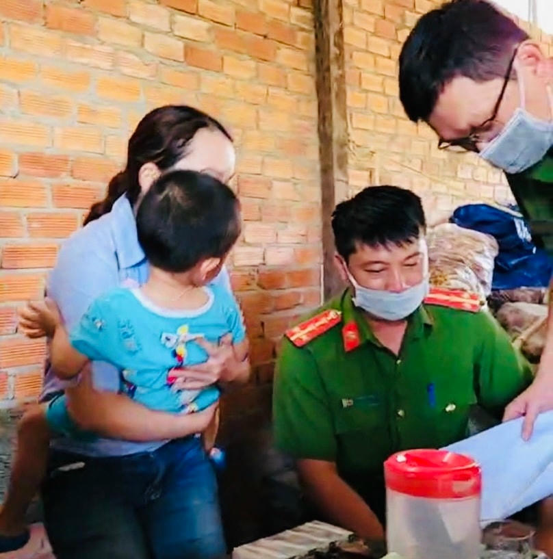 Cháu bé 3 tuổi bị mẹ khai tử đã được tìm thấy.