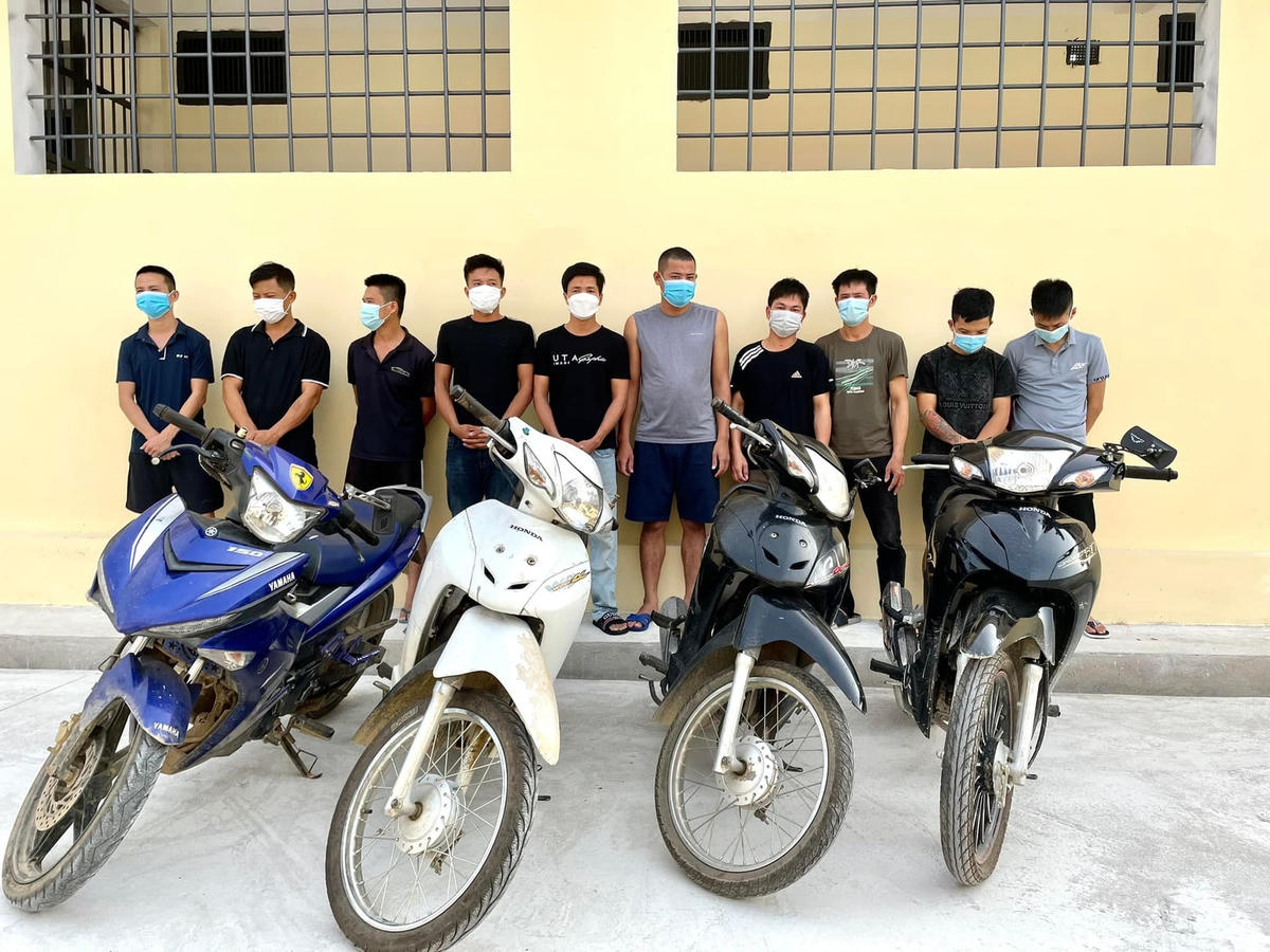 10 đối tượng đã bị khởi tố.