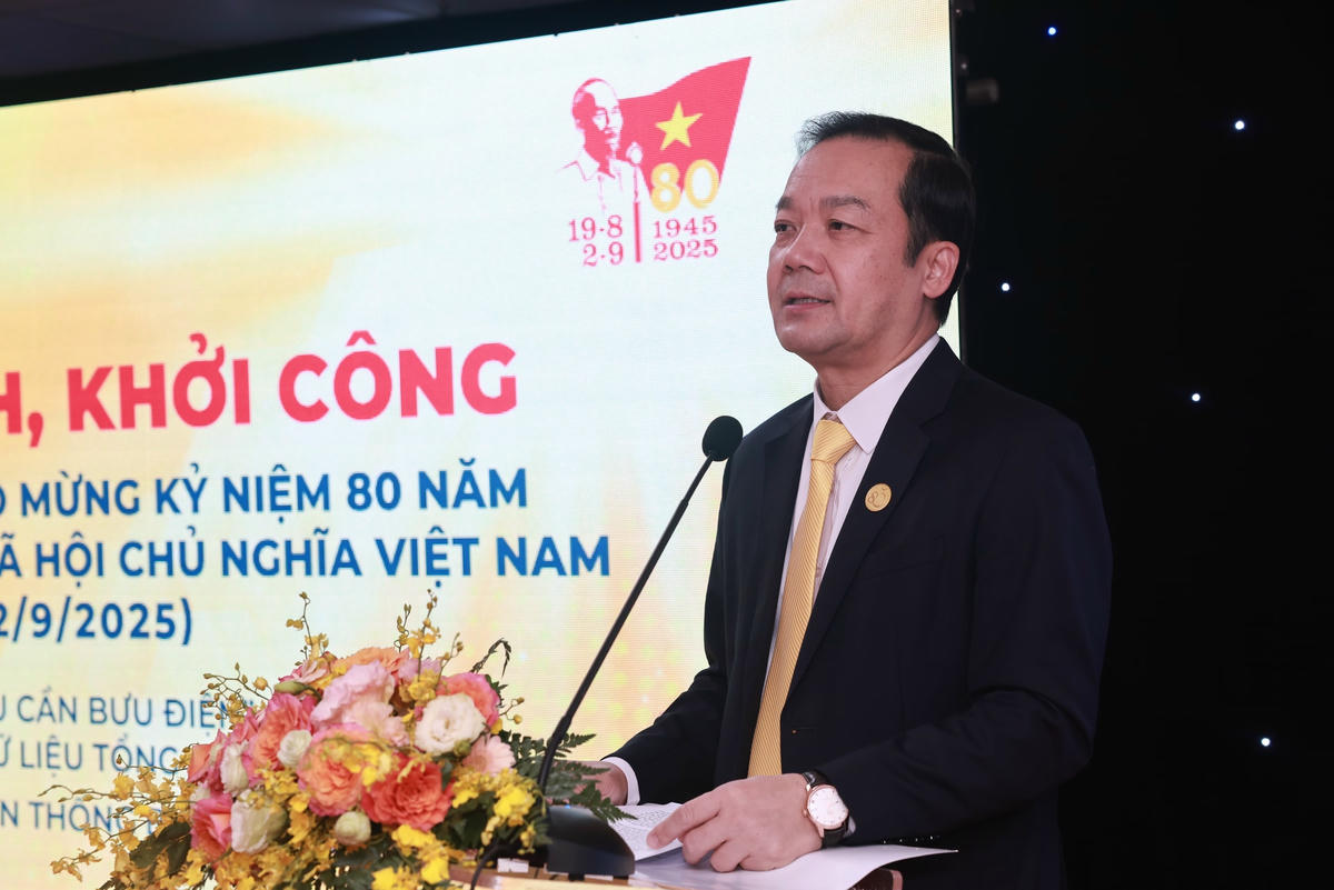 Thứ trưởng Bộ KHCN Phạm Đức Long phát biểu