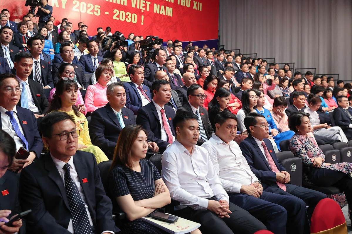 Thủ tướng: Báo chí phải kiến tạo được các dòng thông tin tích cực, chủ lưu- Ảnh 8. Thủ tướng: Báo chí phải kiến tạo được các dòng thông tin tích cực, chủ lưu- Ảnh 8.