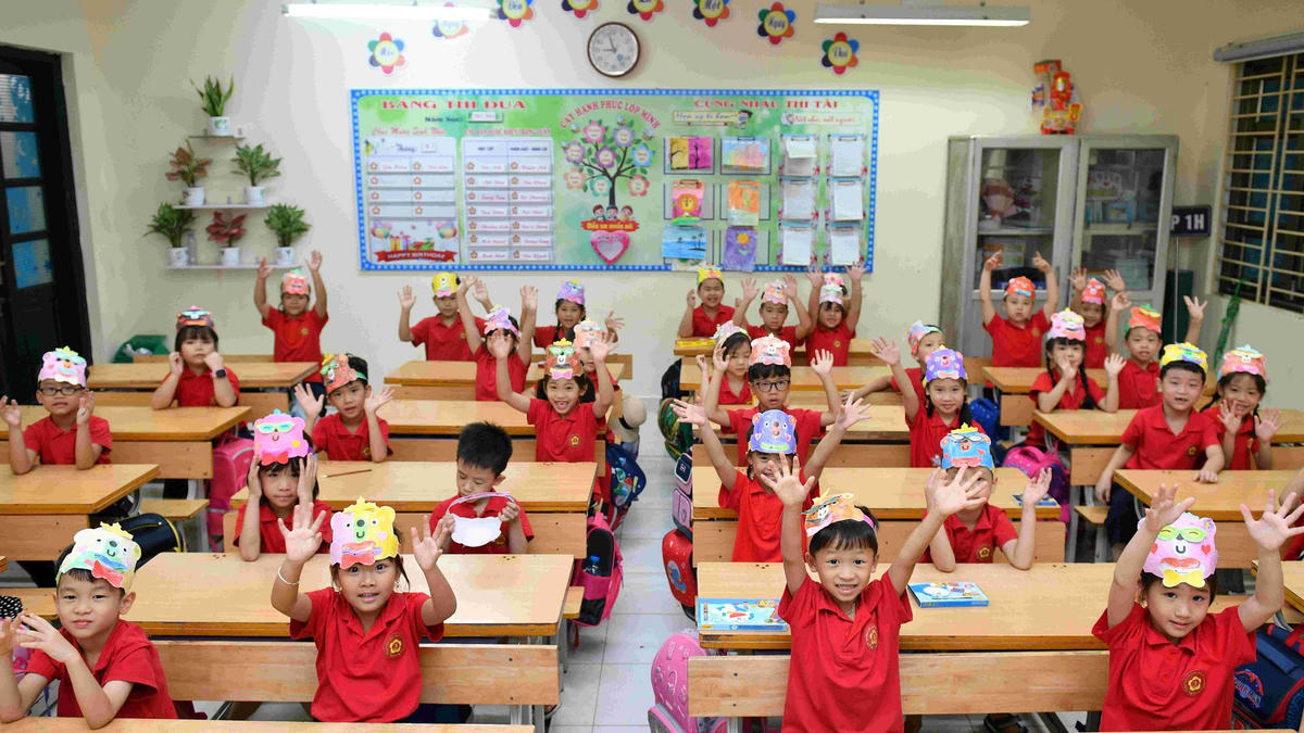 Các em nhỏ Trường Tiểu học Đan Phượng trong ngày Tết Trung thu.