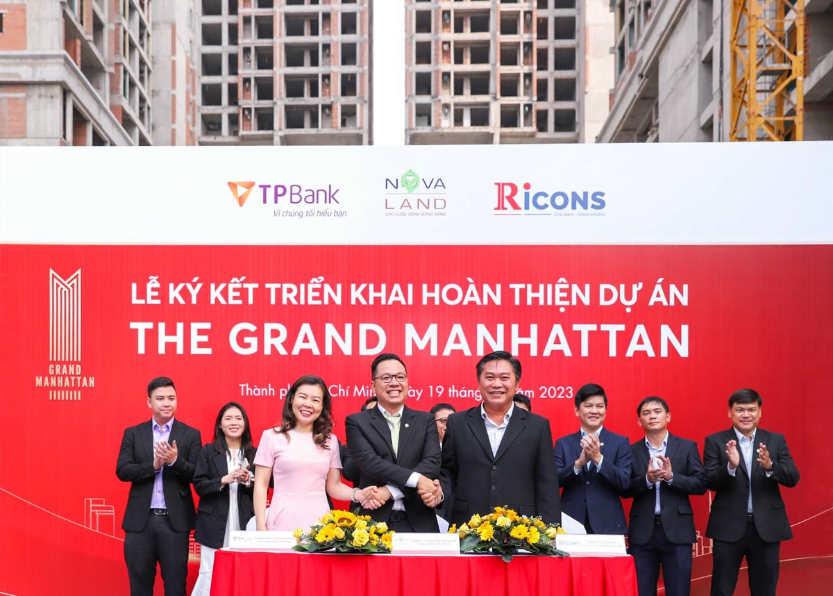 Novaland – TPBank – Ricons đã ký kết hợp tác triển khai xây dựng hoàn thiện dự án The Grand Manhattan.