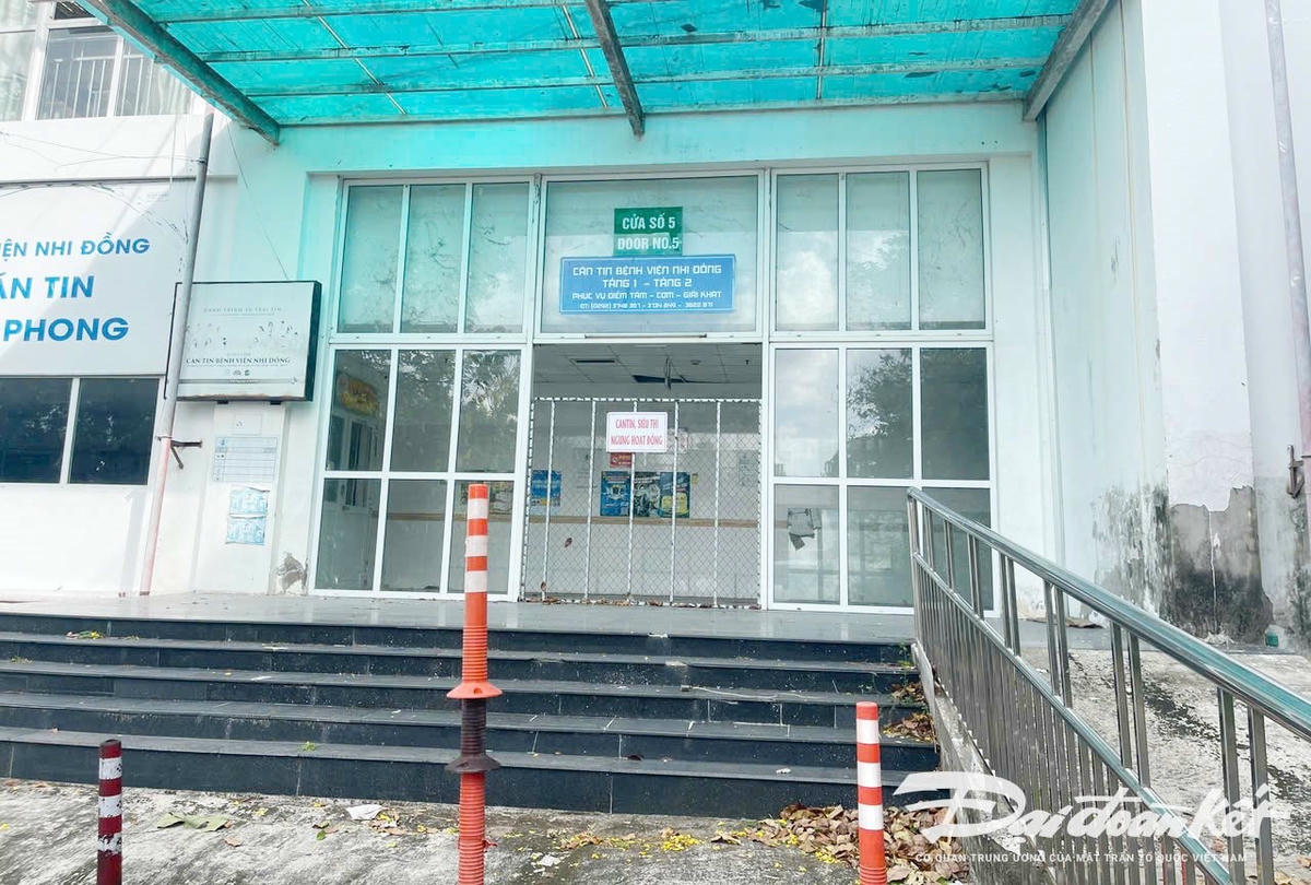 Khu vực căng tin của Bệnh viện Nhi đồng TP Cần Thơ hiện đã bị dừng hoạt động một thời gian. Ảnh: Trung Kiên.