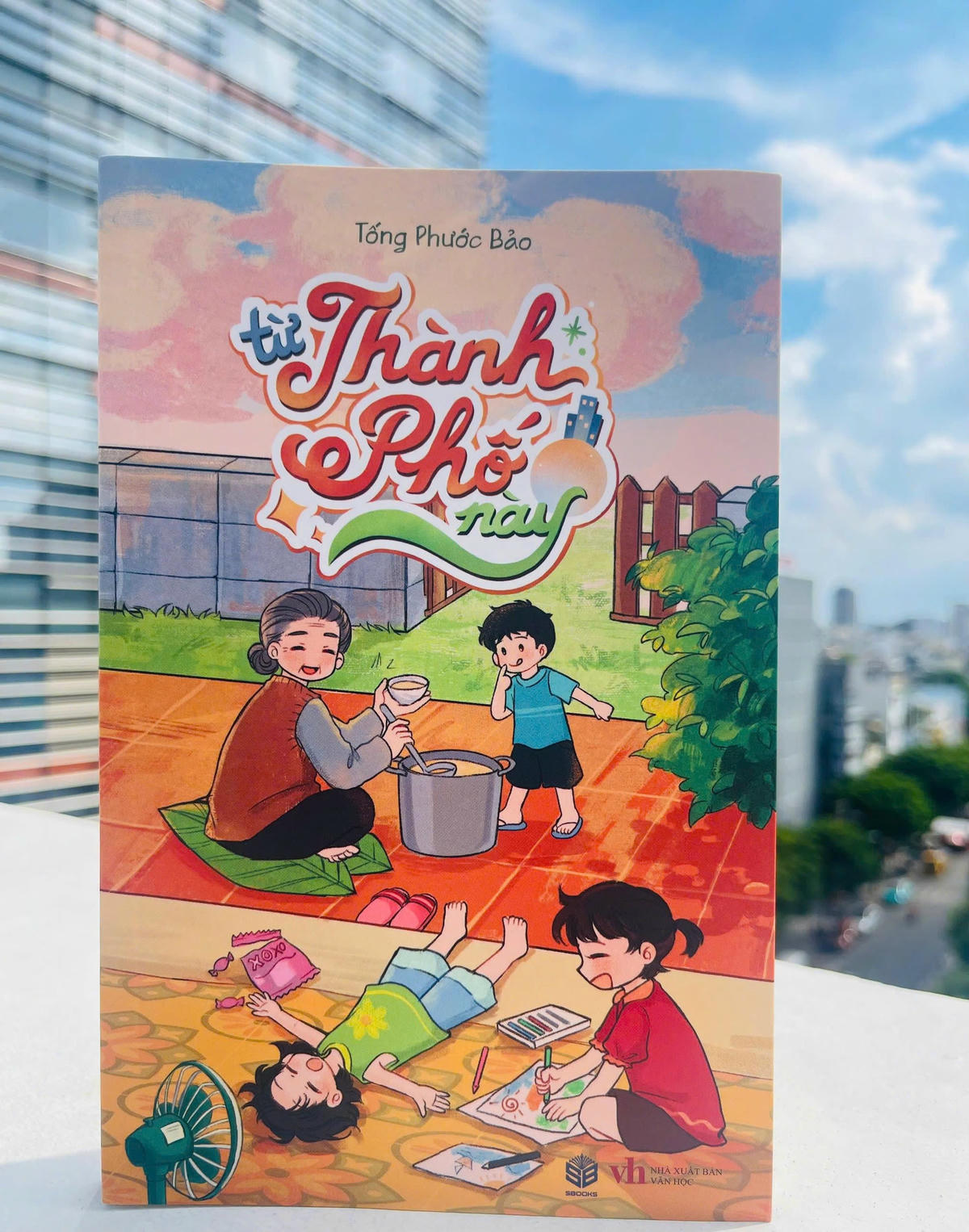 bia Tu thanh pho nay Tong Phuoc Bao