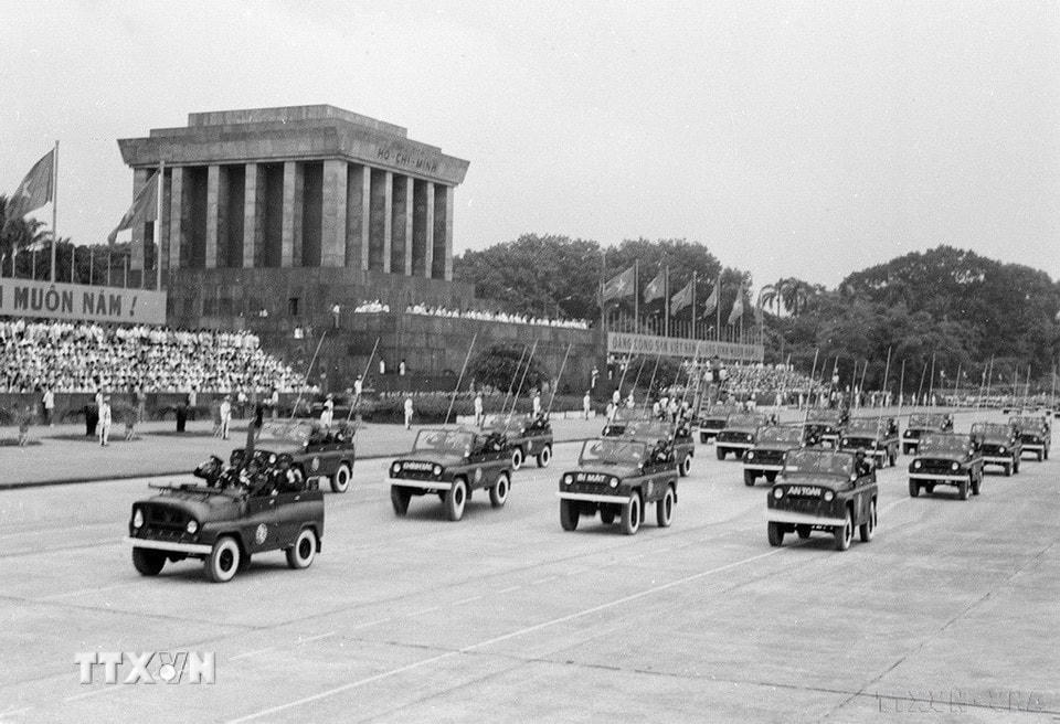 Khối xe thông tin của Quân đội nhân dân Việt Nam. (Ảnh: Kim Hùng/TTXVN)