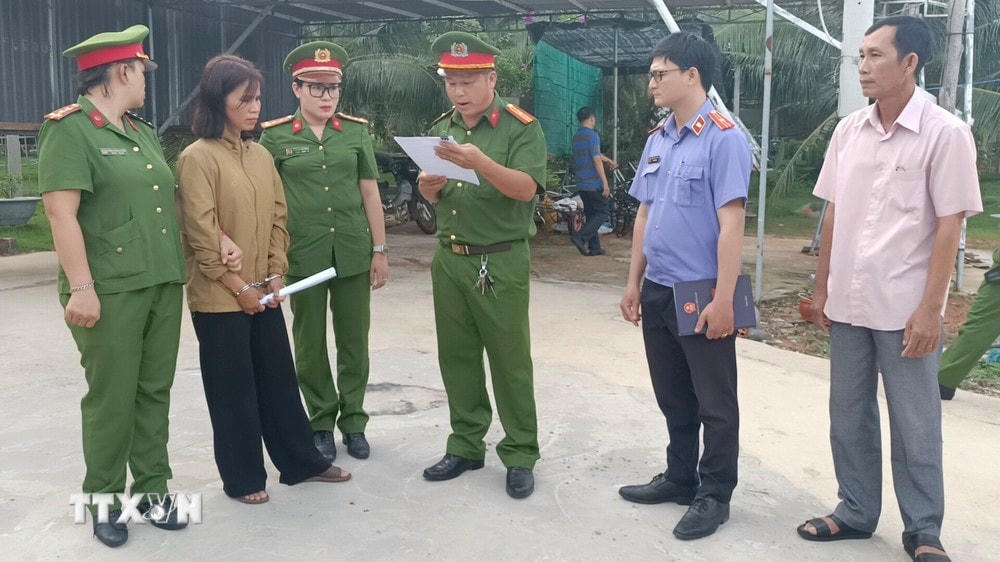 ttxvn_0906_bat giu nguoi (1).jpg