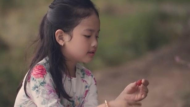 Ngay từ nhỏ, Khánh Ngân đã bộc lộ tài năng thiên bẩm của mình trong lĩnh vực nghệ thuật. Ảnh NVCC