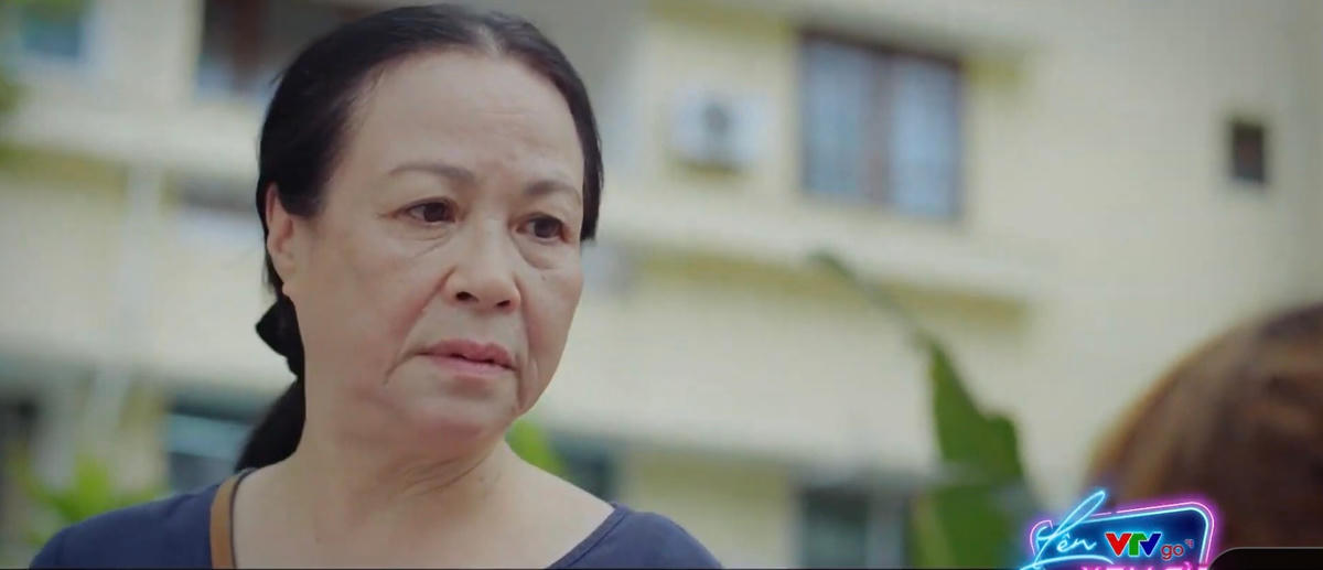 Bà Nga hốt hoảng vì bị hiểu nhầm là bắt cóc trẻ em. Ảnh: CMH. 