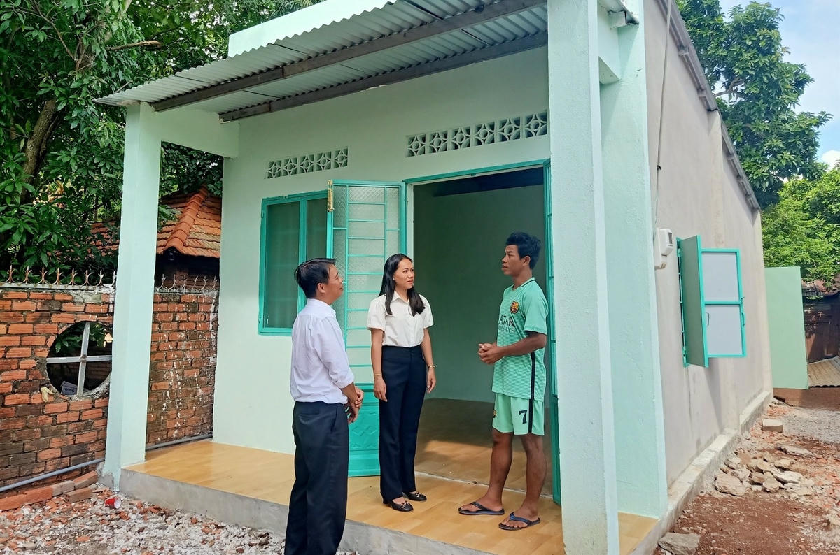 Công tác rà soát, thẩm định nhu cầu thiết yếu của bà con đồng bào DTTS đang được các cán bộ tại các địa phương triển khai thường xuyên.